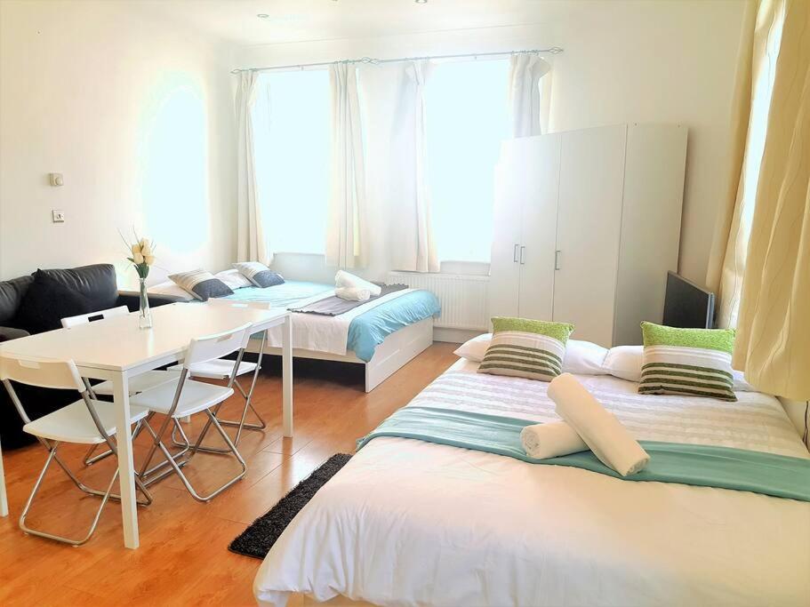 Excellent Studio Flat In London Kültér fotó