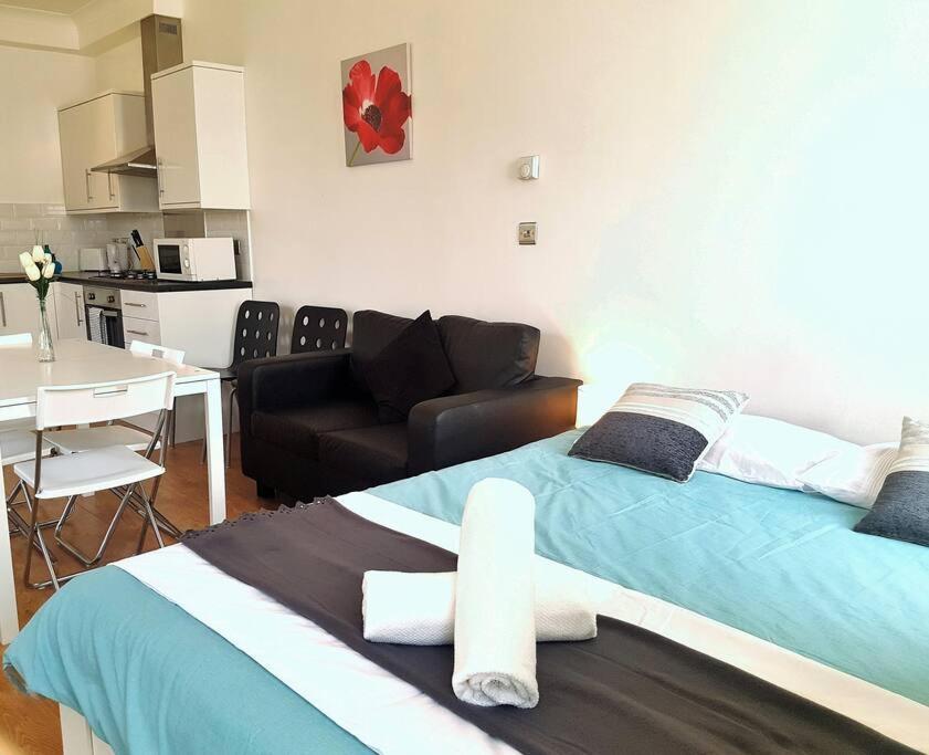 Excellent Studio Flat In London Kültér fotó